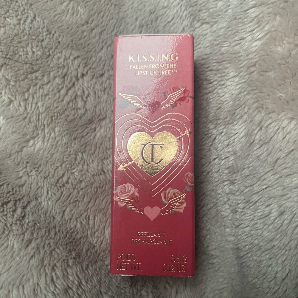 Charlotte Tilbury Matte lipstick ~ Nude romance~